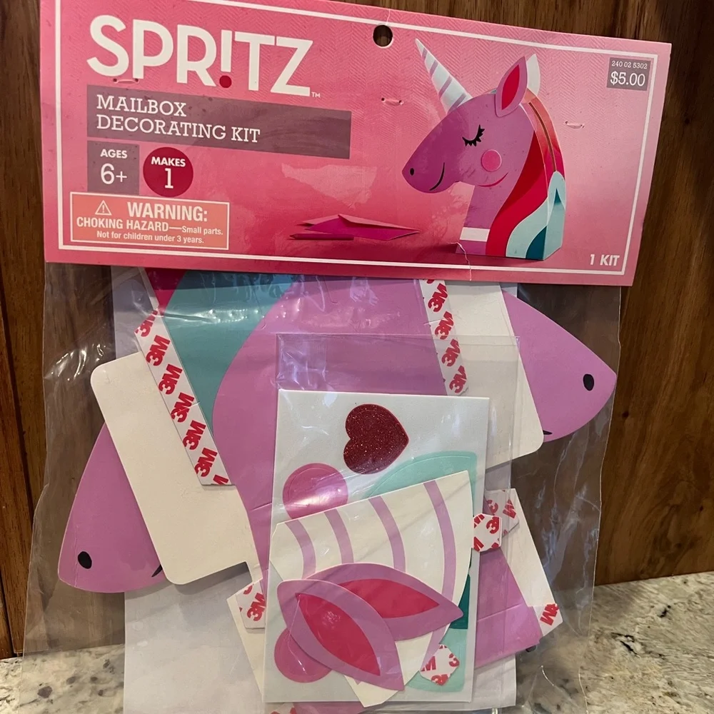 Spritz Unicorn Mailbox Kit - Pink and Purple